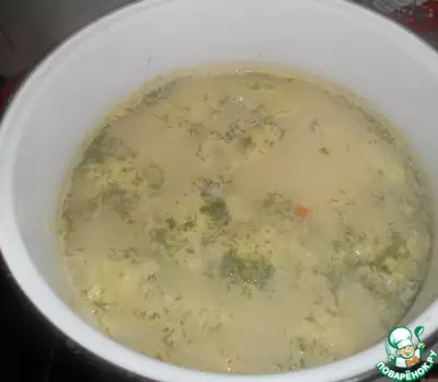 Сырный суп с клецками из кабачка