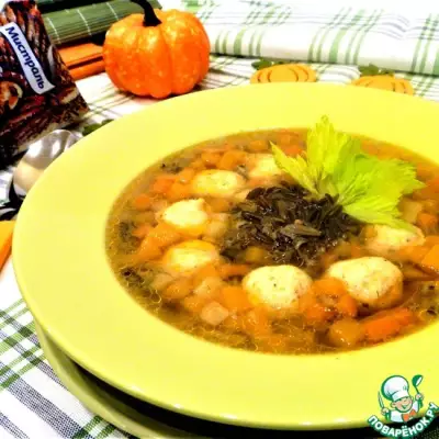 Суп с фрикадельками и диким рисом