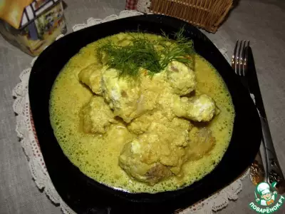 Курица в луково-молочном соусе