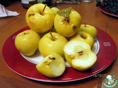 Яблоки мочёные