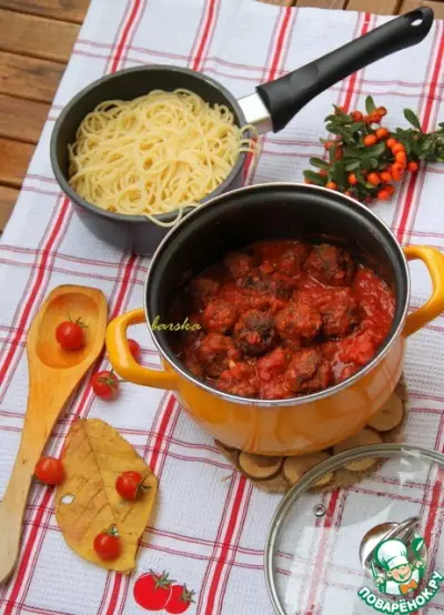 Мясные шарики в томатном соусе по-итальянски