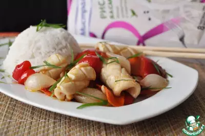 Кальмар с овощами по-китайски