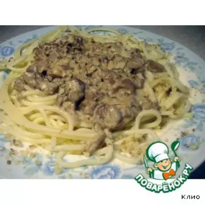 Спагетти в сливочно-грибном соусе