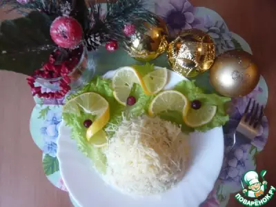 Салат с рисом и кальмарами "Дядька Черномор"