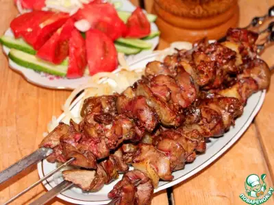 Шашлык из куриной печени с курдючным салом