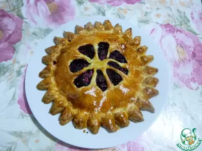 Пирог "Солнышко" со свежими ягодами
