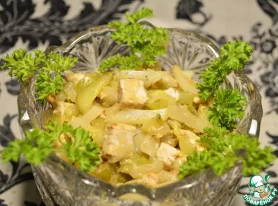 Тёплый салат с топинамбуром и курицей