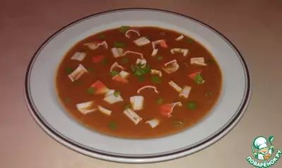 Томатный суп-пюре с крабовой стружкой