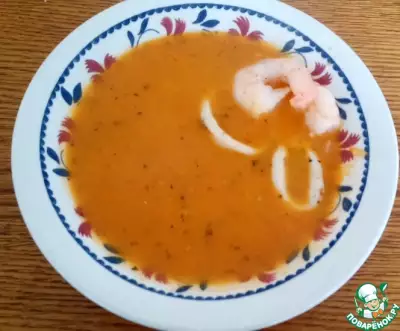 Томатный крем суп с моцареллой и морепродуктами
