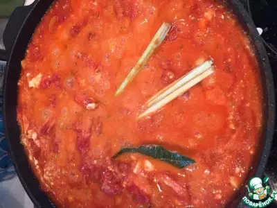 Креветки по критски с томатами и сыром