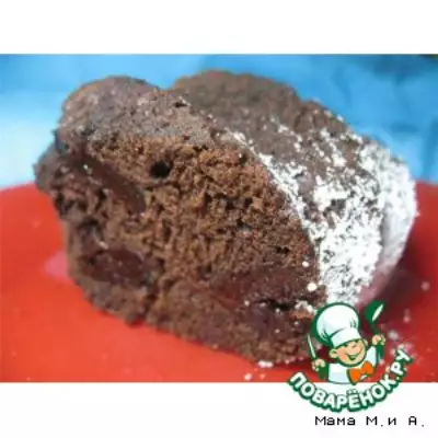 Шоколадный кекс с черносливом