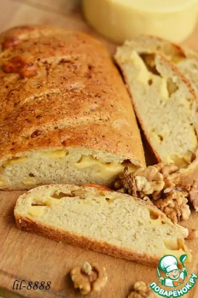 Овсяный хлеб с сыром и орехами