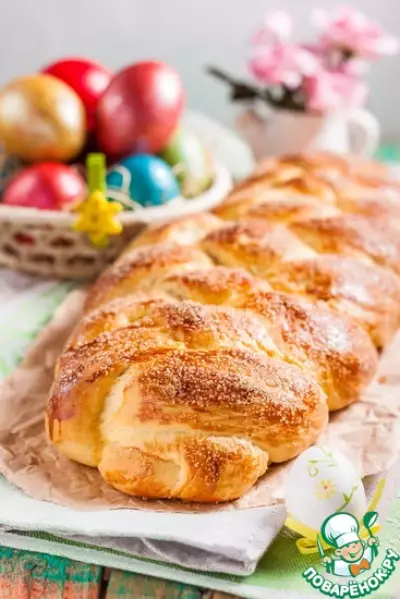 Болгарский пасхальный хлеб "Великденски козунак"