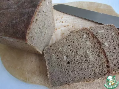 Цельнозерновой пшеничный хлеб на ржаной закваске