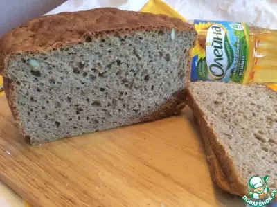 Серый хлеб с семечками