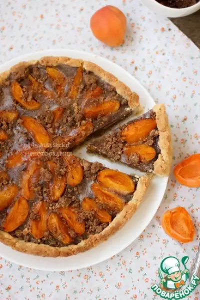 Летний пирог из абрикосов с фланом