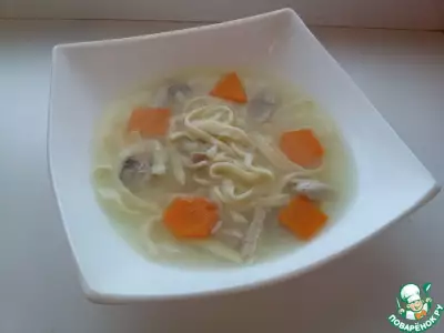 Детский геометрический суп с яичной лапшой