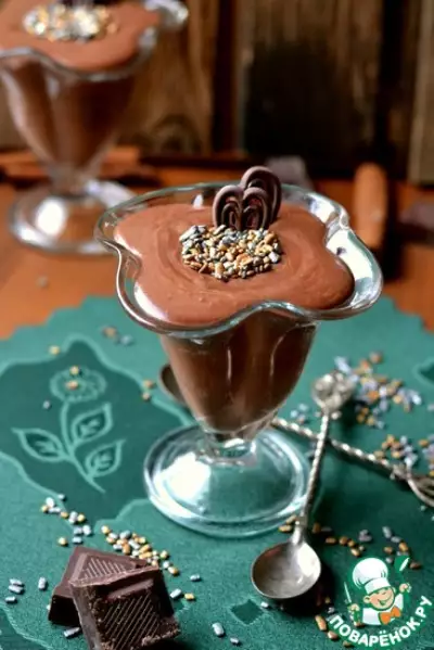 Пряный шоколадный десерт