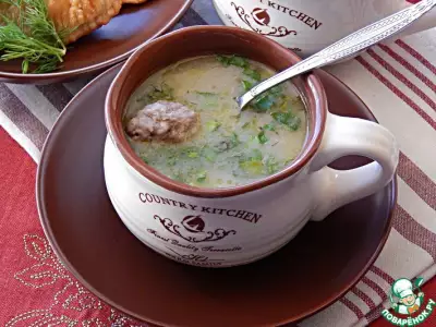 Суп с луком-пореем и фрикадельками
