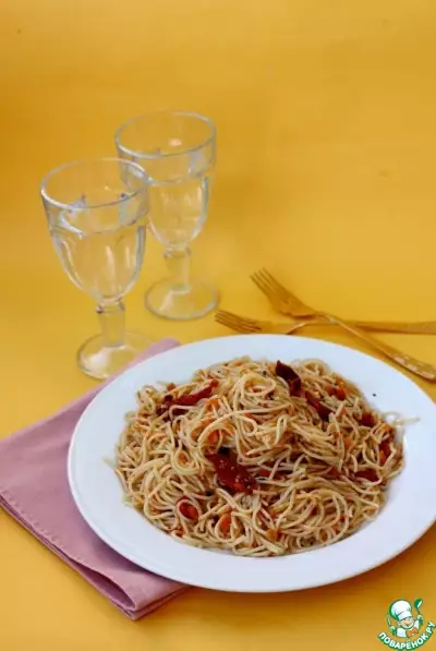 Спагетти с тыквой и томатами