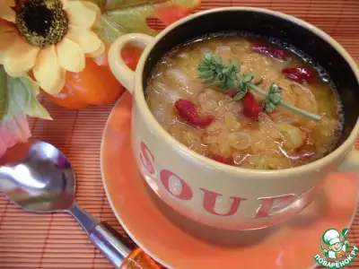 Чечевичный суп с вялеными томатами