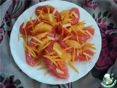 Желто-красный цитрусовый десерт с рисом и имбирем