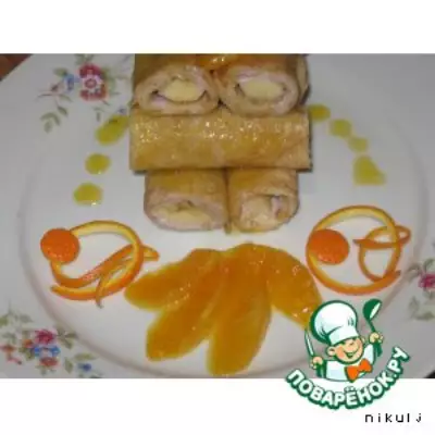 Блинчики с бананами и апельсиновым соусом