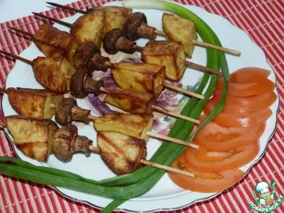 "Шашлычки" из картофеля с шампиньонами (в аэрогриле)
