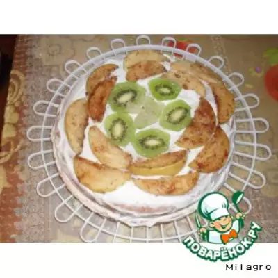 Бисквитный торт с творожным кремом и яблоками