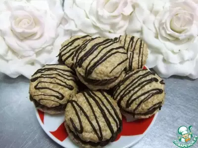 Миндальное печенье с шоколадно-сырным кремом