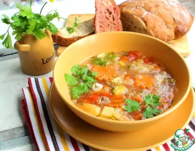 Овощной суп с томатно-чесночными гренками