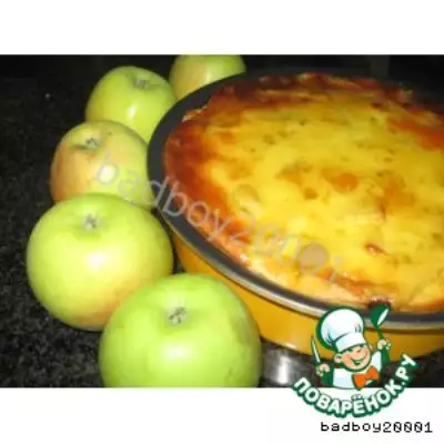 Пирог яблочный с заливкой