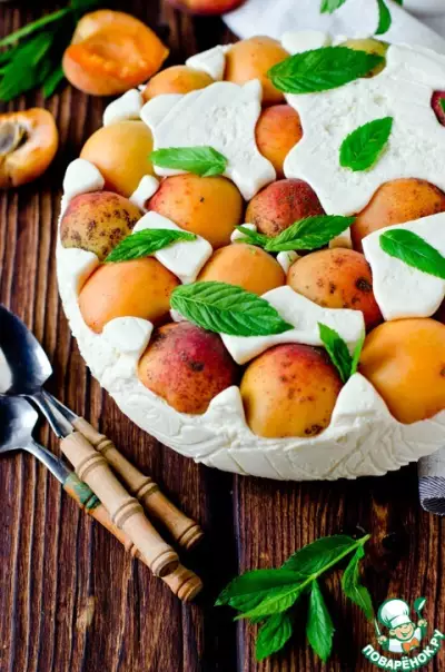 Торт-мусс с абрикосами и сыром