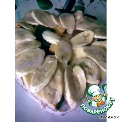 Вишнево-банановый торт-суфле