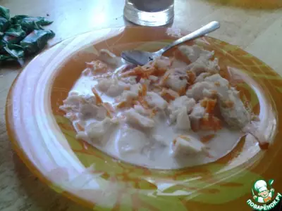 Нежный хек, запеченный с морковью в молоке