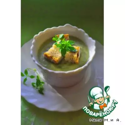 Крем-суп из кольраби с зеленью