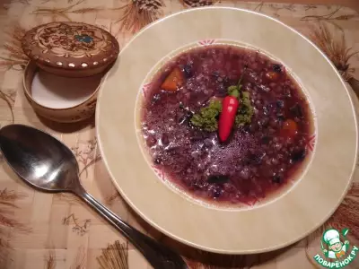 Суп с гречкой и красной капустой
