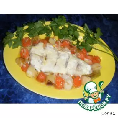 Гратэн из рыбы и овощей под соусом
