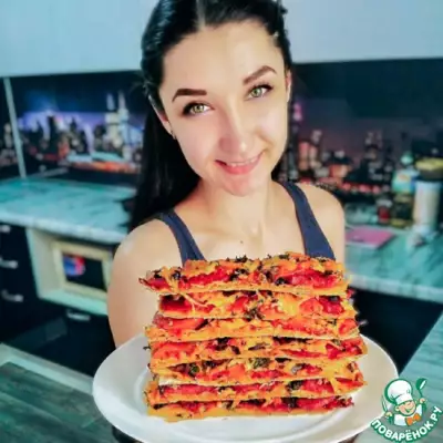 Томатная пицца с маслинами на лаваше