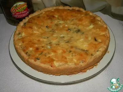 Закусочный пирог с сырным соусом