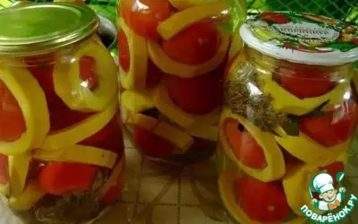 Маринованные помидоры в кабачках