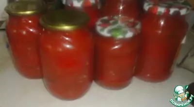 Пряные помидоры в собственном соку