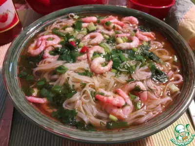 Вьетнамский суп "Фо" с креветками