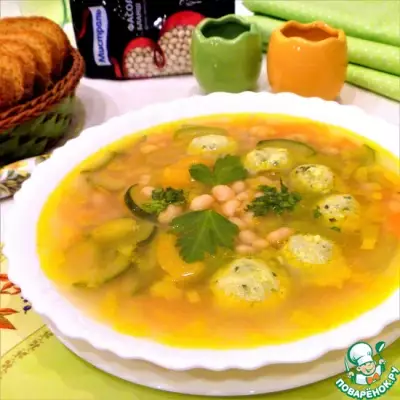 Рыбный суп с фрикадельками и фасолью