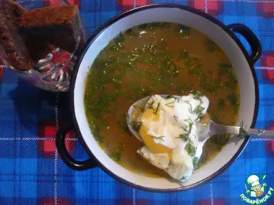 Суп из горбуши с яйцом пашот