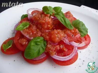 Салат из помидоров в помидорном соусе