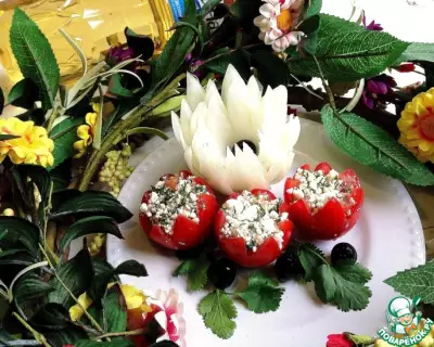 Закуска из помидоров и творога "Весенние цветы"