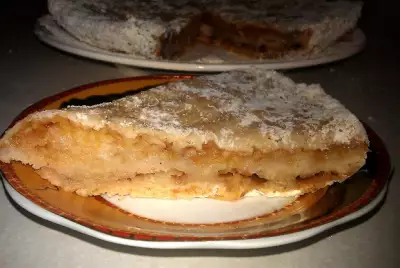 Насыпной яблочный пирог с корицей