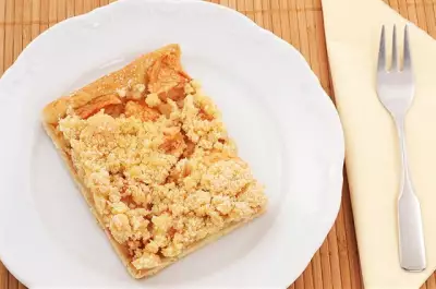 Яблочный пирог с сырной корочкой