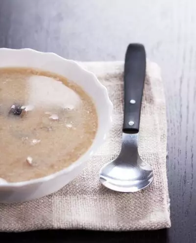 Суп из белых грибов с ячменем и пармезаном